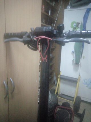 Patinete cecotec bomgo X