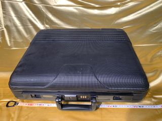 Maletín ejecutivo rígido negro