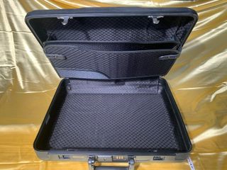 Maletín ejecutivo rígido negro