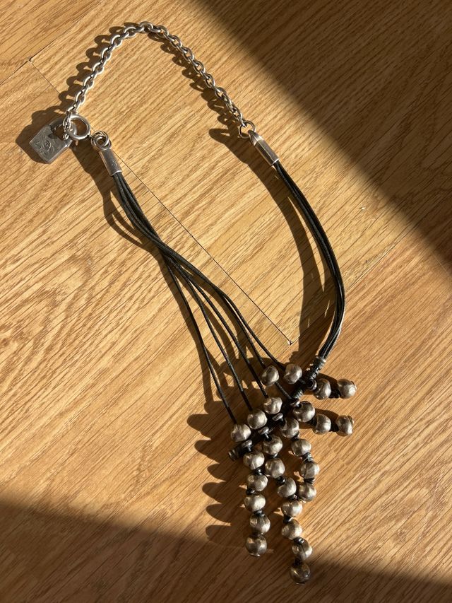 Collar de mujer uno de 50