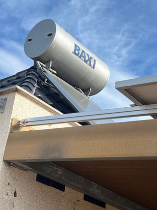 Placa solar sanitaria ACS con termosifónsondaWIF