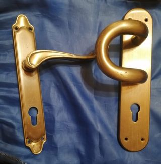 Maniglia in ottone per porta d'ingresso