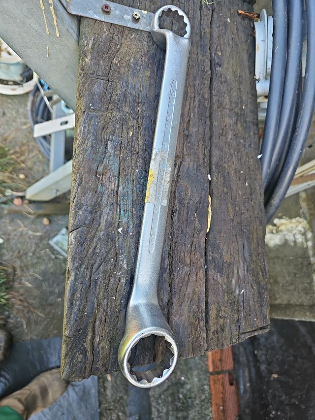 Llave palmera codo,30/32