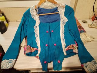 Traje de fallera fucsia. 