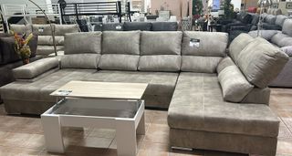 Hermoso Sofa Cama rinconera Nuevo!