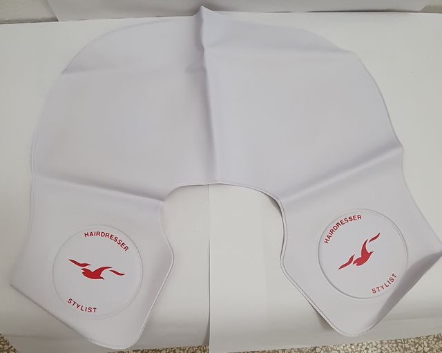 Oggetti da parruccheria nuovi. Si accettano offert