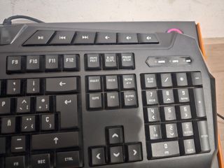 Teclado Gaming RGB MEMBRANA