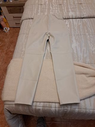 PANTALON de POLIPIEL