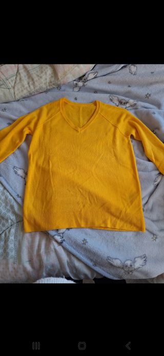Jersey pico amarillo