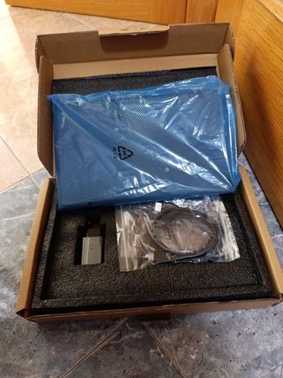 Monitor portátil Mucai nuevo