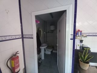 R-7937578 Traspaso Pescaderia con salida de humos