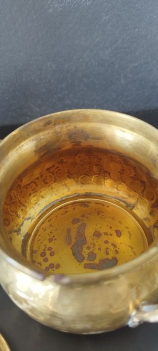 Zuccheriera antica in ottone