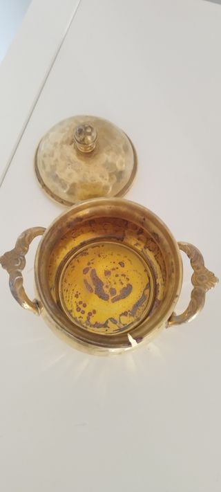 Zuccheriera antica in ottone