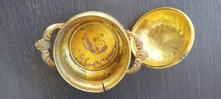 Zuccheriera antica in ottone