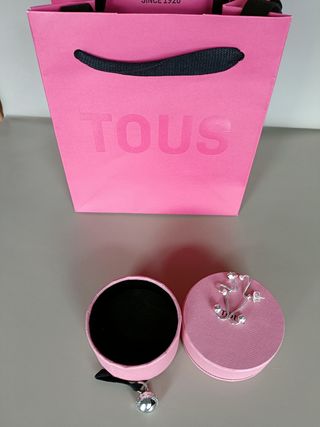 TOUS: Pendientes de plata y perlas.