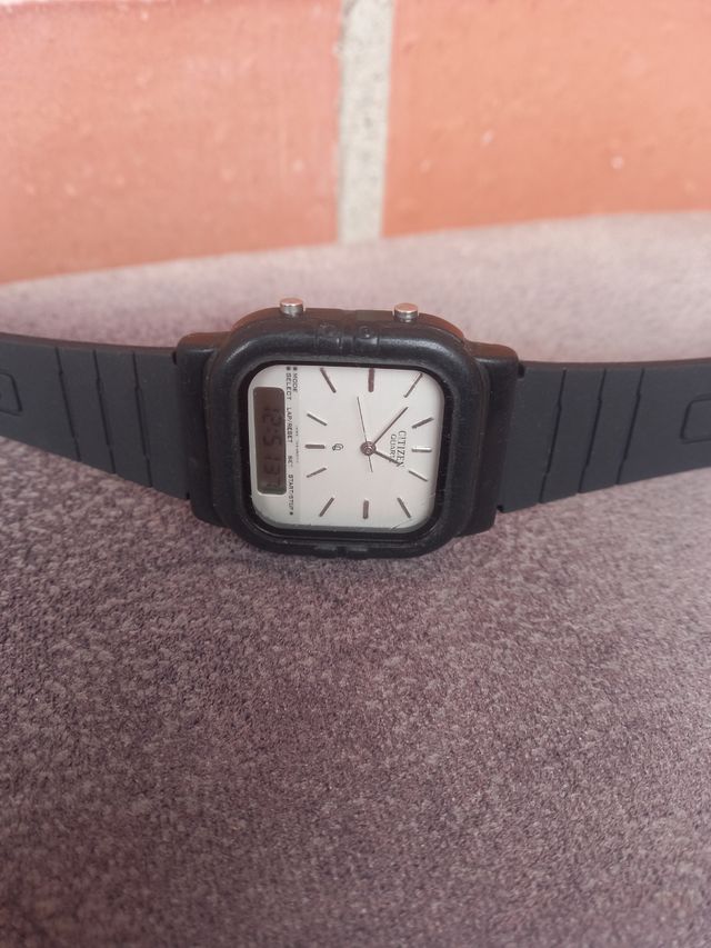 Reloj citizen anadigital