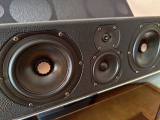 Altavoz  sonus Faber center domus