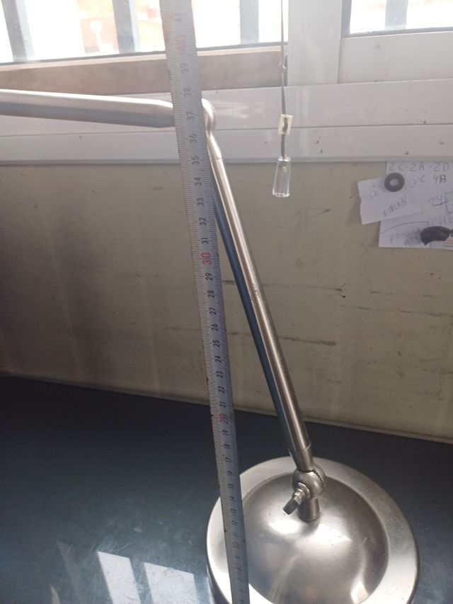 LAMPARA DE PIE ESCRITORIO