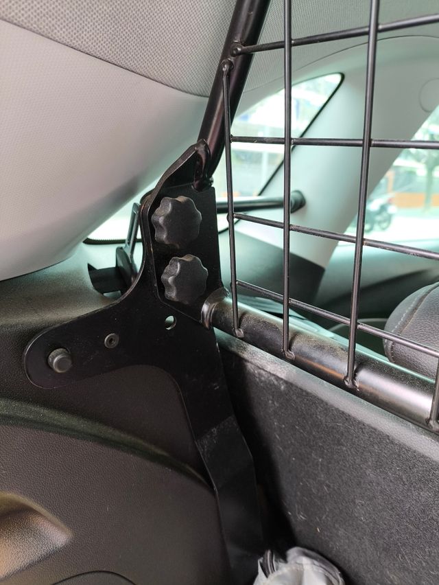 REJILLA PERROS PARA COCHES OPEL Y OTROS