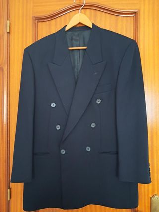 Traje caballero, talla 42