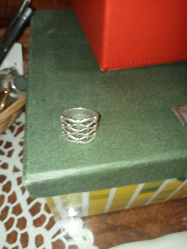 Anillo de plata