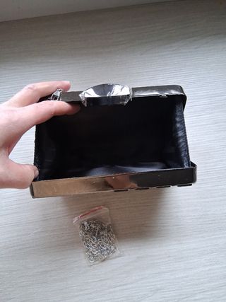 Cartera de mano 10 Euros Nueva a estre