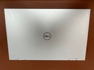 Portátil Inspiron 14 2 en 1 #4Y6A01