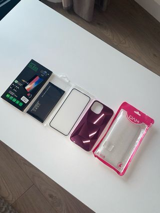 NUEVO Funda y protector IPhone 12/13 PRO MAX