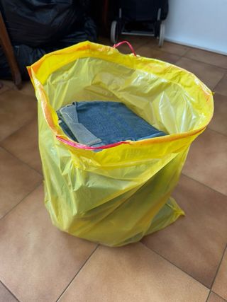 Bolsa pantalones ropa segunda mano