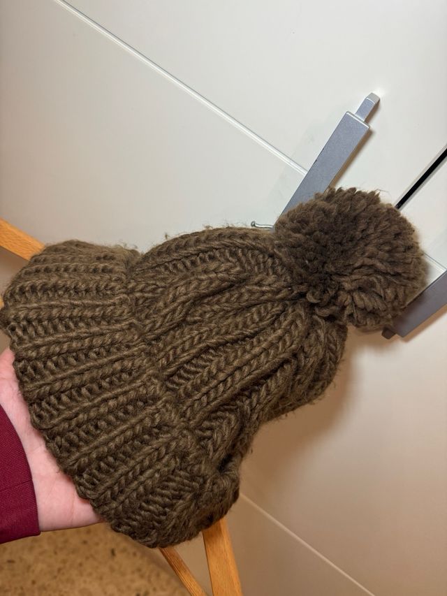 Gorro de lana de El Corte Ingles