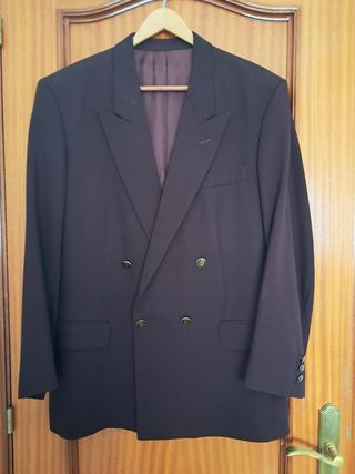 Americana caballero, granate. Talla 42