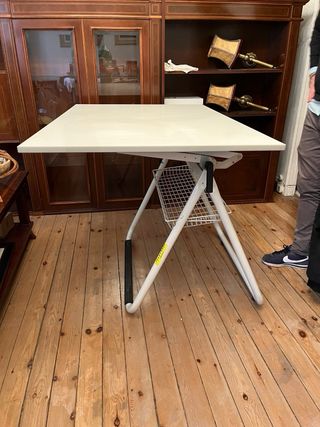 Urge venta. Tablero de dibujo técnico arquitectura