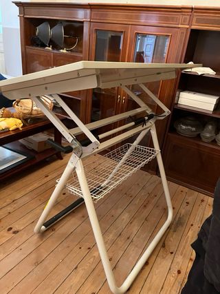 Urge venta. Tablero de dibujo técnico arquitectura