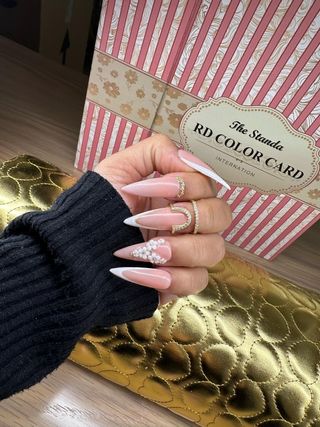 Hermosas uñas (Manicura & pedicura) 