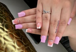 Hermosas uñas (Manicura & pedicura) 