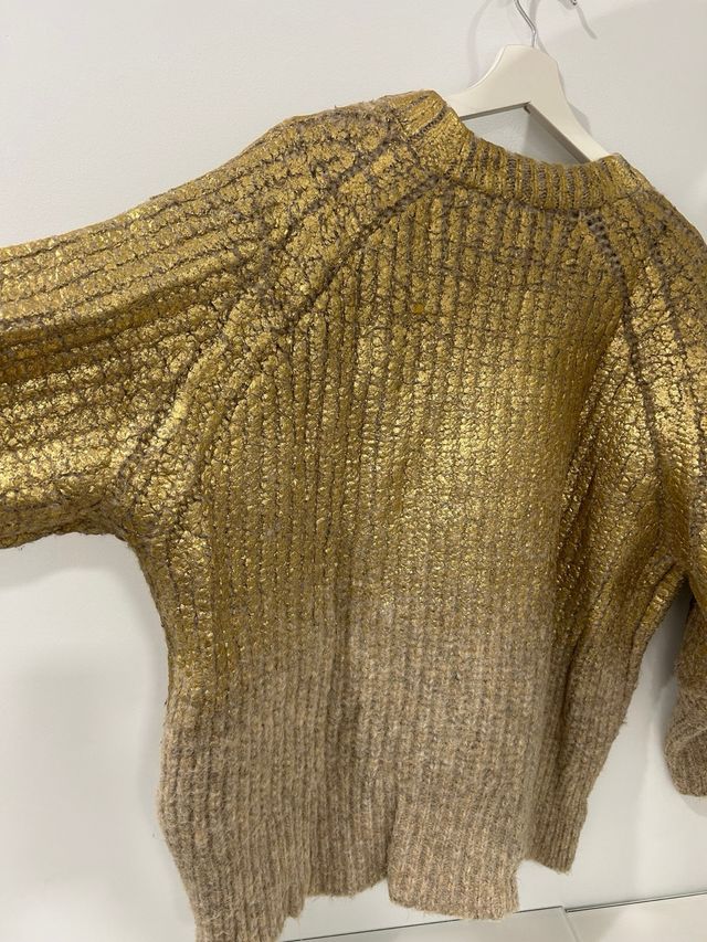 Jersey dorado equivale L