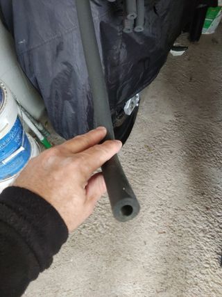 Coquilla para tubería de aire acondi