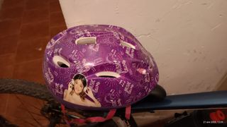 Casco bicicleta niña