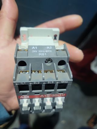 Contactor ABB A16-30-10
