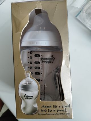 Biberón Tommee Tippee y tetinas