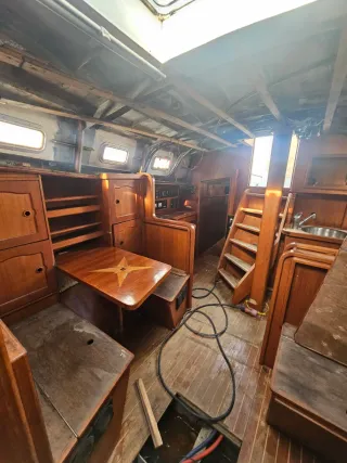 VELERO ACERO, A REFORMAR