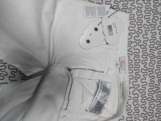 Guess con etiqueta pantalón FRIENDSWITHYOU