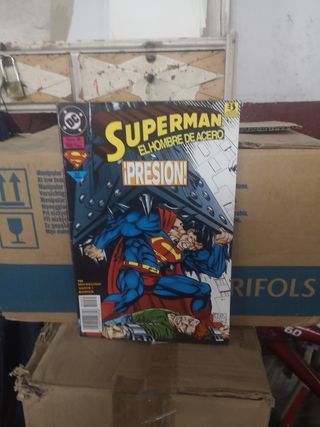SUPERMAN DE EDICIONES ZINCO