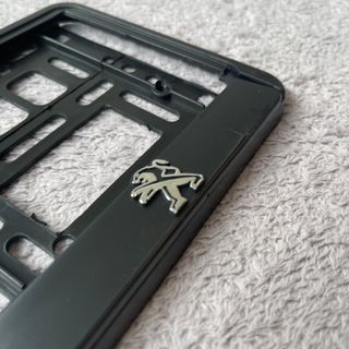 Portamatricula PEUGEOT en 3D