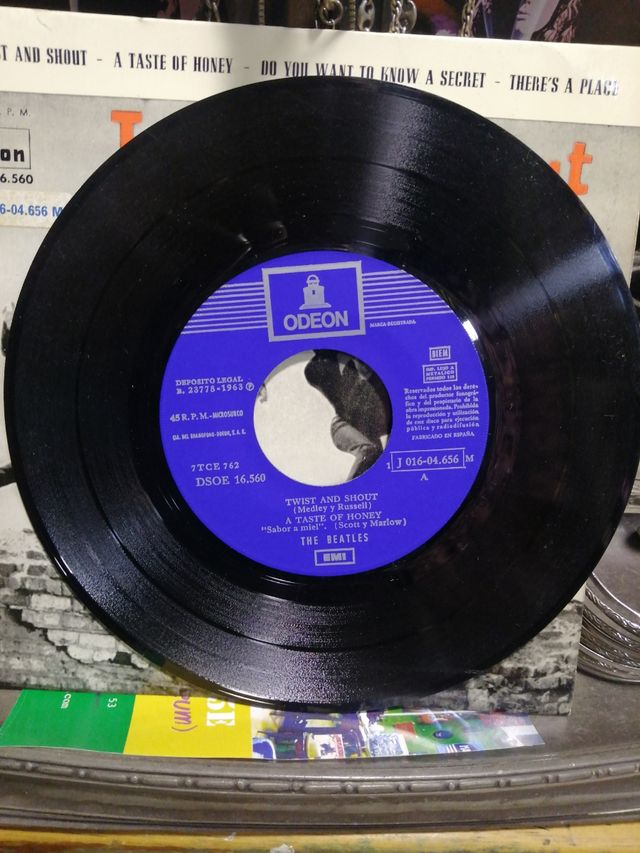 Doppio singolo dei Beatles twist and shout ref.
