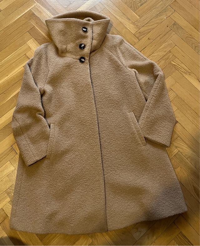 Abrigo Roberto Verino