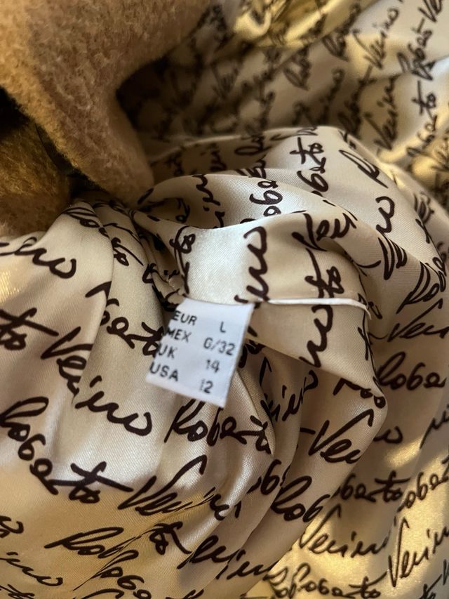 Abrigo Roberto Verino