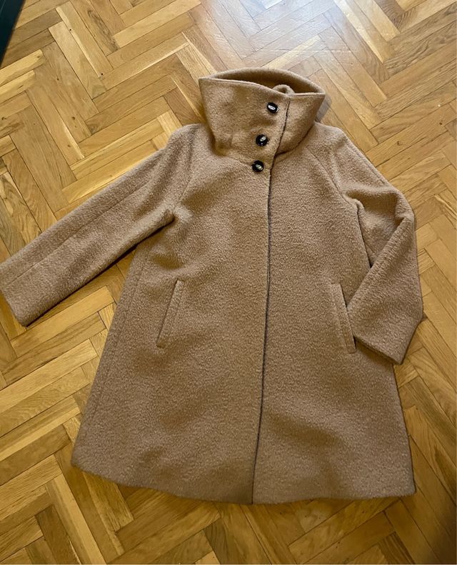 Abrigo Roberto Verino