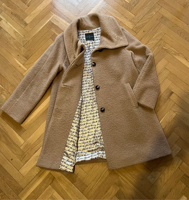 Abrigo Roberto Verino