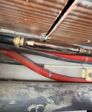 Adios cal. Distribucion e instalacion de AcuaSan